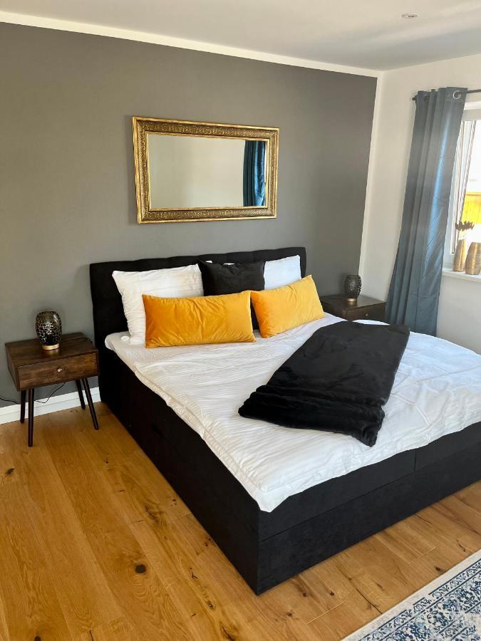 Uniqe I 90Qm I Terrasse Apartment Розенхайм Екстериор снимка