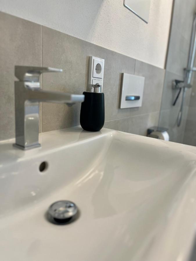 Uniqe I 90Qm I Terrasse Apartment Розенхайм Екстериор снимка